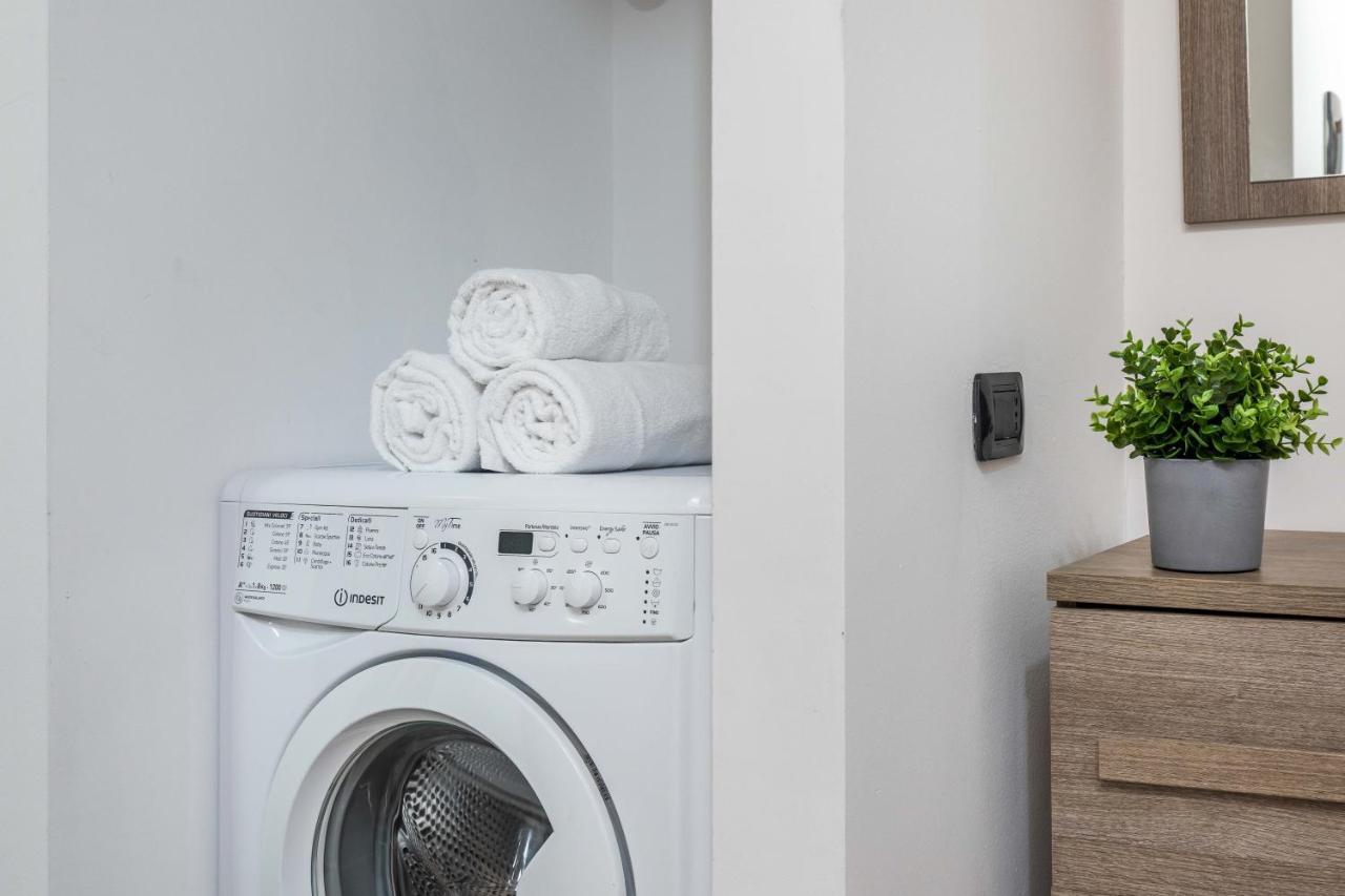 Appartement Station & Duomo - Shopping District Milaan